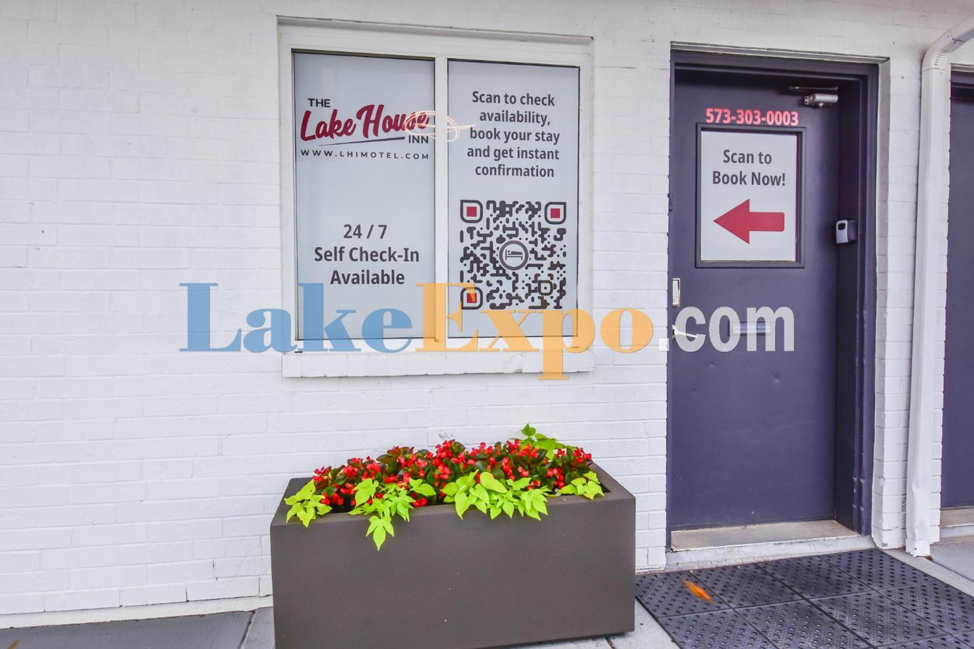The Lake House Inn Laurie 外观 照片