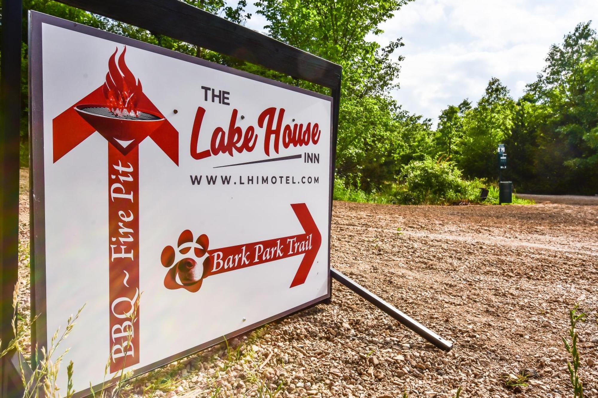 The Lake House Inn Laurie 外观 照片