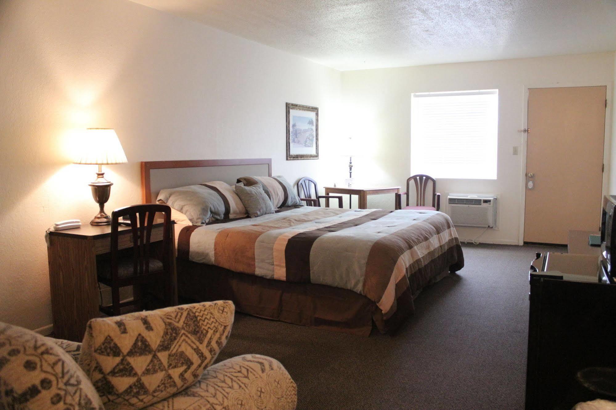 The Lake House Inn Laurie 外观 照片